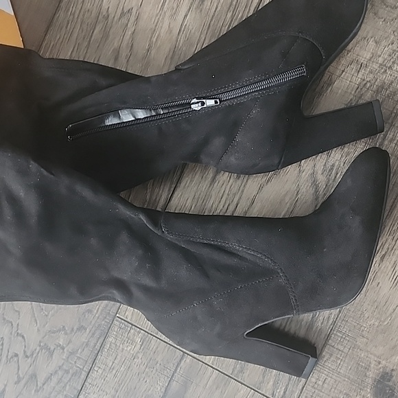 Brand New. Never Worn Unisa Boots !Suede!
